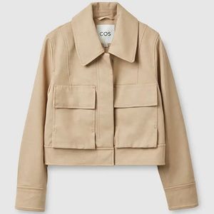 ✨NWT✨COS Cropped Utility Jacket